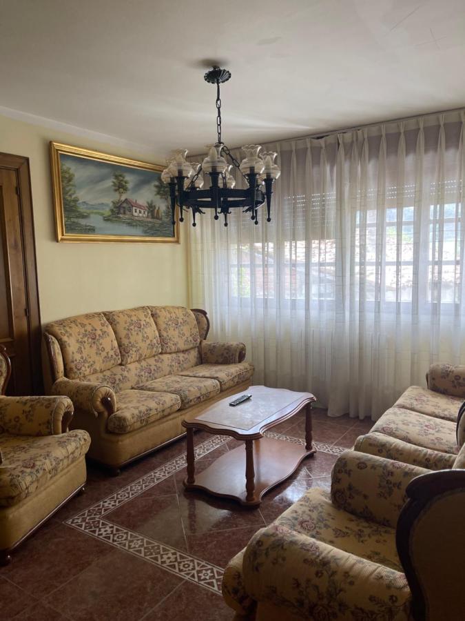 Casa Cardin Apartman Onís Kültér fotó