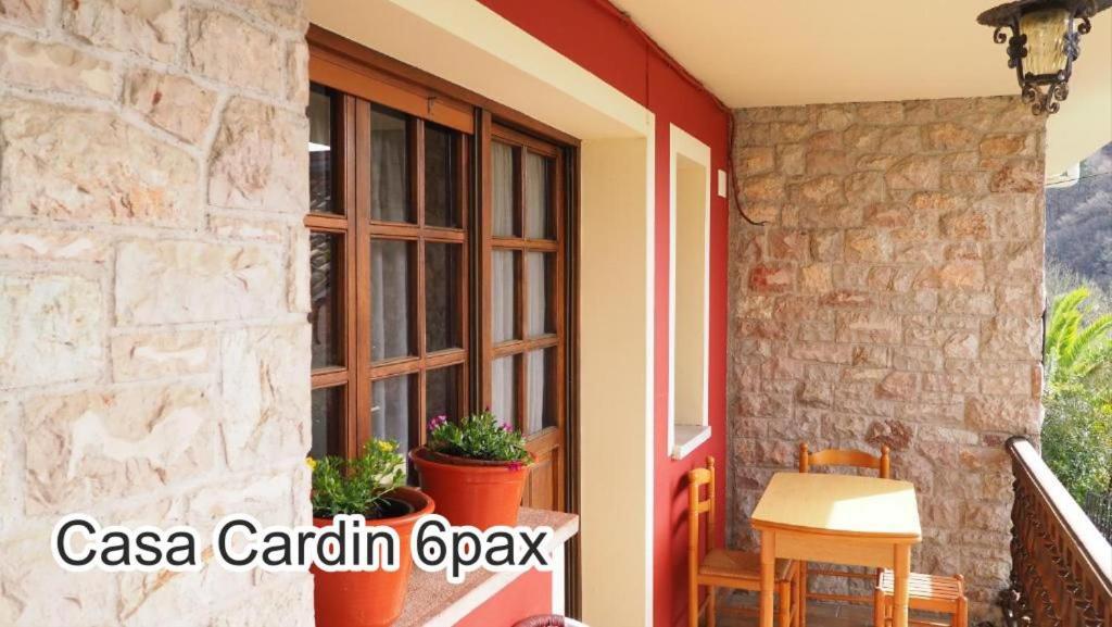 Casa Cardin Apartman Onís Kültér fotó