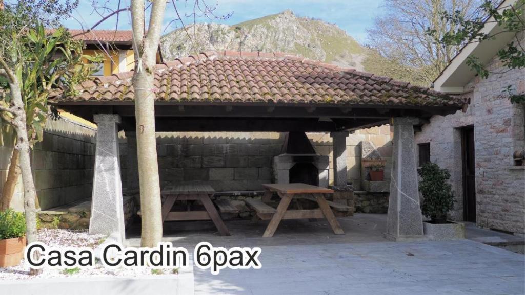 Casa Cardin Apartman Onís Kültér fotó